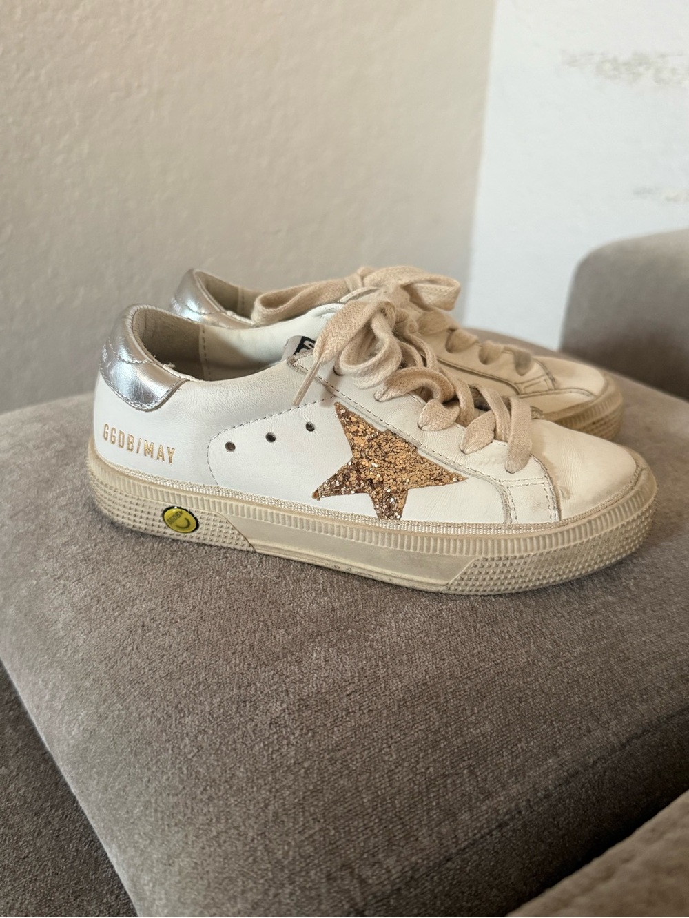 Golden Star Kids Sneakers - White with Gold Glitter